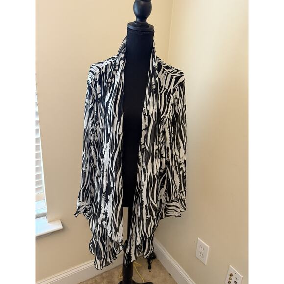 Alfred Dunner Zebra Print 3/4 sleeve open Waterfall cardigan top Size 24W - Picture 1 of 4